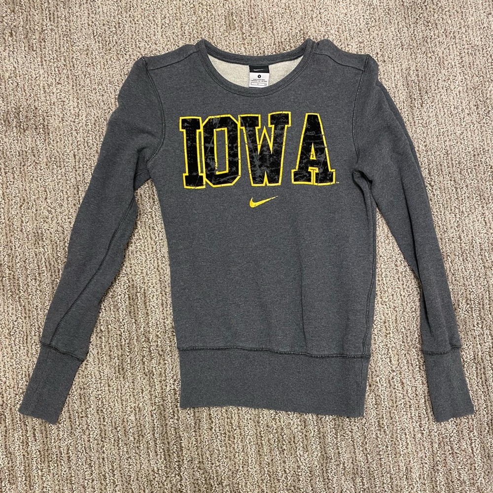 Nike IOWA Hawkeyes Crewneck Sweatshirt Size S